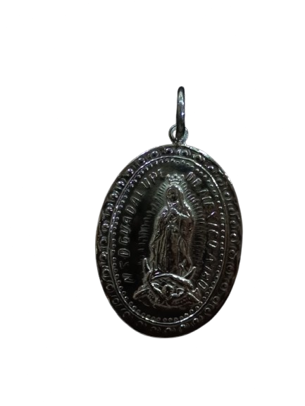 Medalla de la virgen de Guadalupe. 